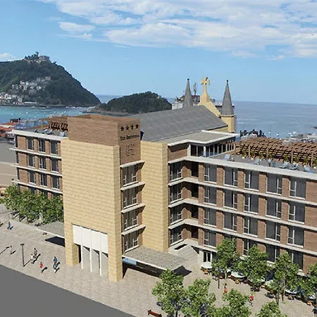ホテル Catalonia Donosti サン・セバスティアン