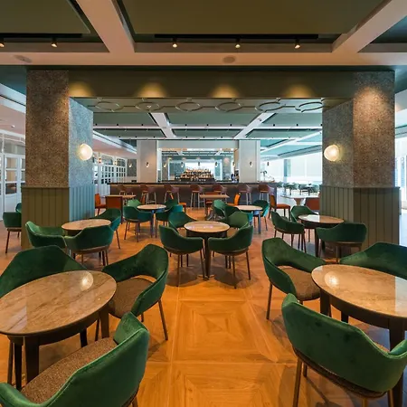 Catalonia Donosti Szálloda 4*