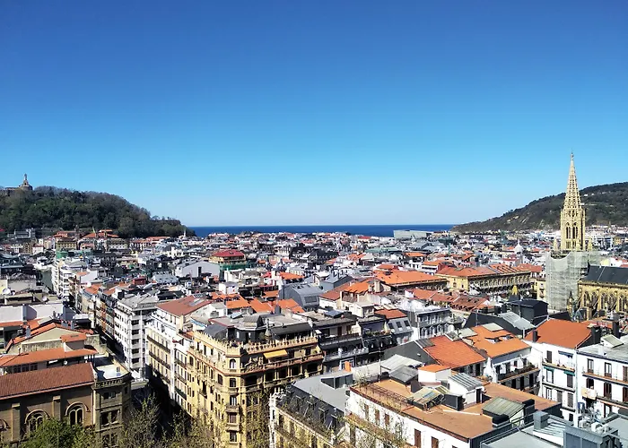 Отель Catalonia Donosti