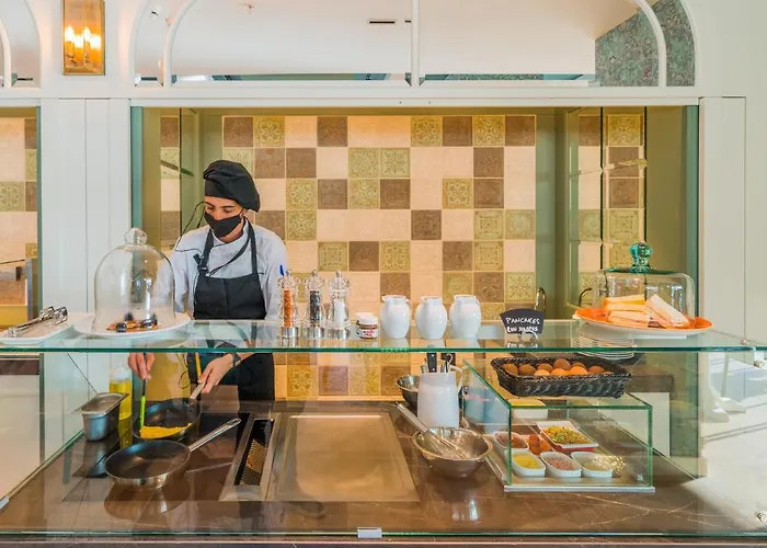 Отель Catalonia Donosti 4*