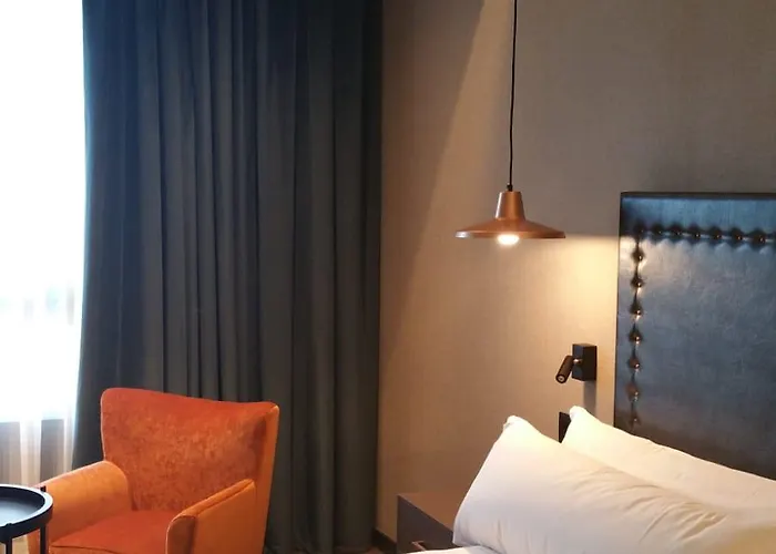 Отель Catalonia Donosti 4*