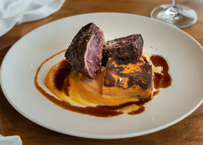 Отель Catalonia Donosti Сан-Себастьян