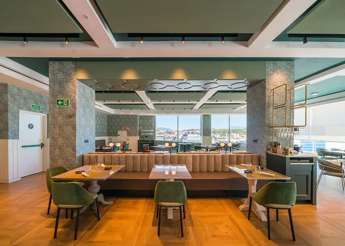 Catalonia Donosti Отель